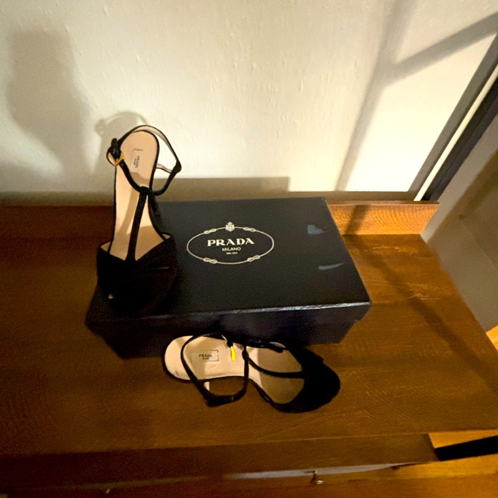 Prada Camoscio T-strap stiletto heel size 36.5 (US 6)